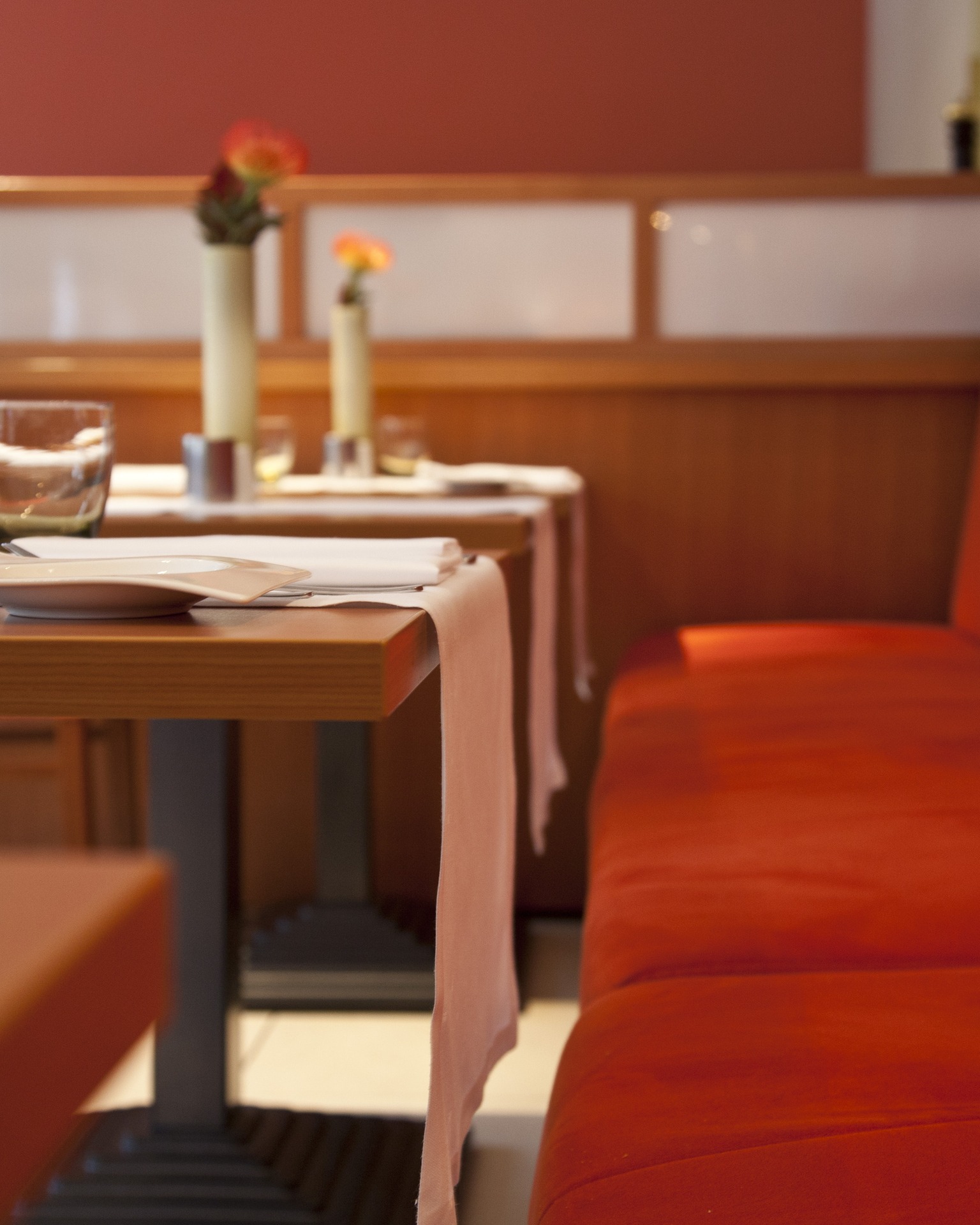 Restaurant Boulevard relexa hotel Berlin - Restaurant Boulevard mit Sitzecke